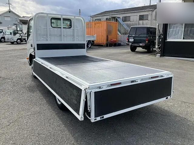 トヨタダイナ平ボディ小型（2t・3t）[写真09]