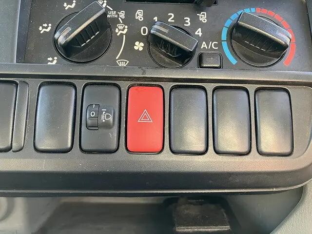 トヨタダイナダブルキャブ（Wキャブ）小型（2t・3t）[写真25]