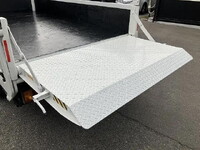 いすゞエルフ平ボディ小型（2t・3t）[写真18]