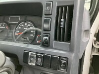 いすゞエルフ平ボディ小型（2t・3t）[写真29]