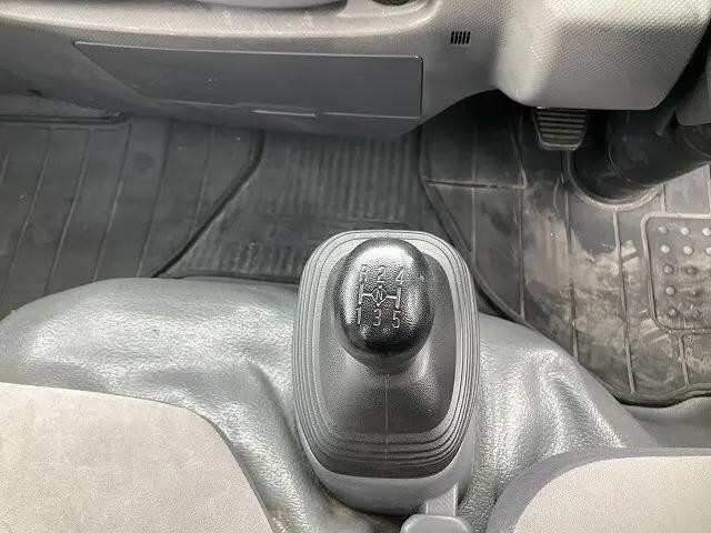 いすゞエルフ平ボディ小型（2t・3t）[写真31]