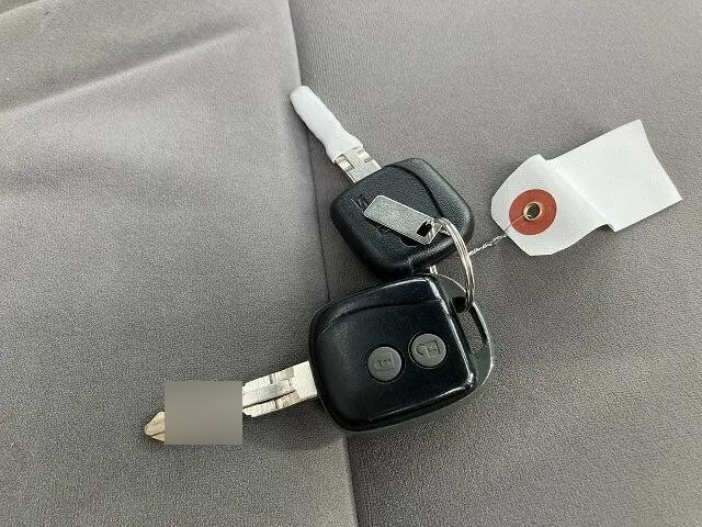 いすゞエルフ平ボディ小型（2t・3t）[写真37]