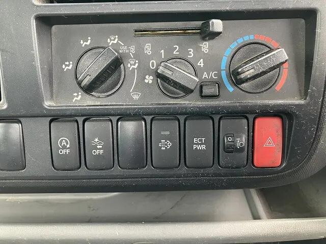 トヨタダイナ平ボディ小型（2t・3t）[写真23]