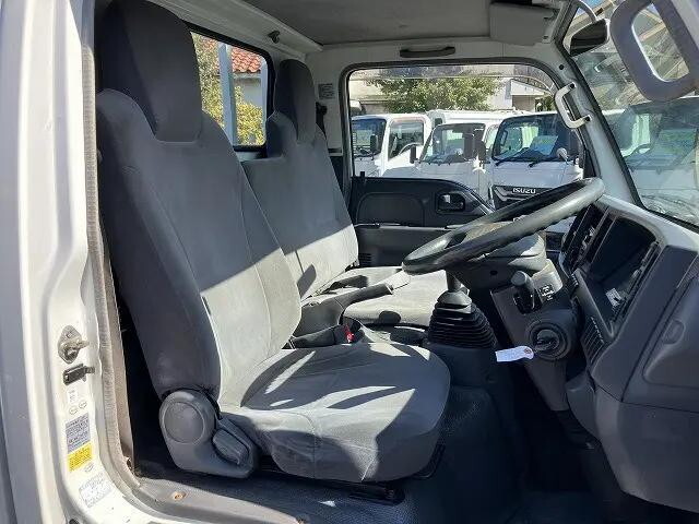 いすゞエルフ平ボディ小型（2t・3t）[写真30]