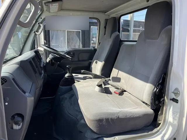 いすゞエルフ平ボディ小型（2t・3t）[写真31]