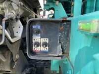 いすゞエルフクレーン3段小型（2t・3t）[写真22]