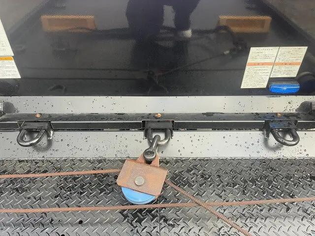 いすゞエルフセーフティローダー小型（2t・3t）[写真28]