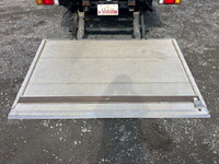 いすゞエルフアルミバン小型（2t・3t）[写真12]