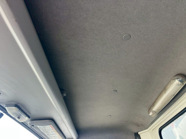 いすゞエルフアルミバン小型（2t・3t）[写真33]