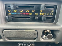 いすゞエルフアルミバン小型（2t・3t）[写真37]