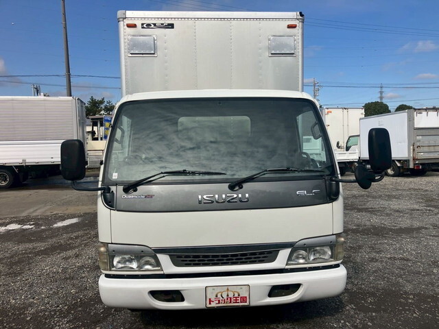 いすゞエルフアルミバン小型（2t・3t）[写真07]