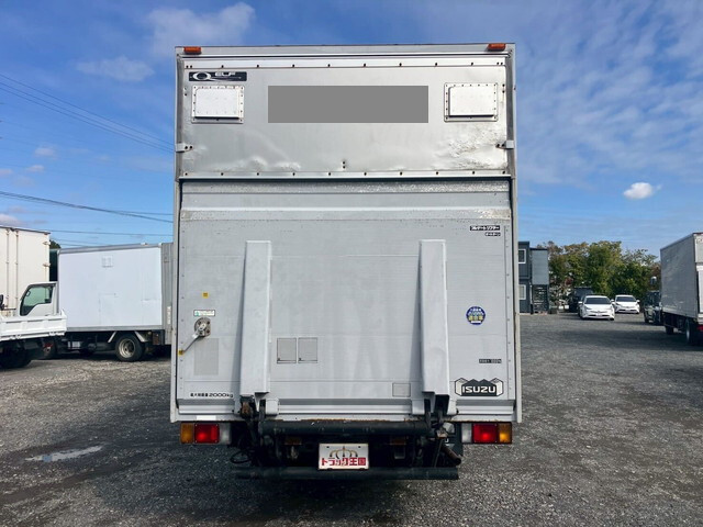 いすゞエルフアルミバン小型（2t・3t）[写真09]