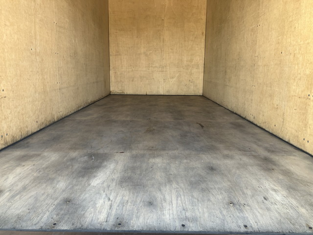 日野デュトロアルミバン小型（2t・3t）[写真10]