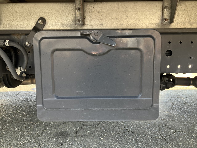 日野デュトロアルミバン小型（2t・3t）[写真22]