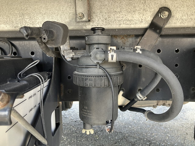 日野デュトロアルミバン小型（2t・3t）[写真23]