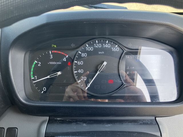 日野デュトロアルミバン小型（2t・3t）[写真33]