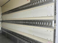 三菱ふそうキャンター冷凍車（冷蔵車）小型（2t・3t）[写真13]