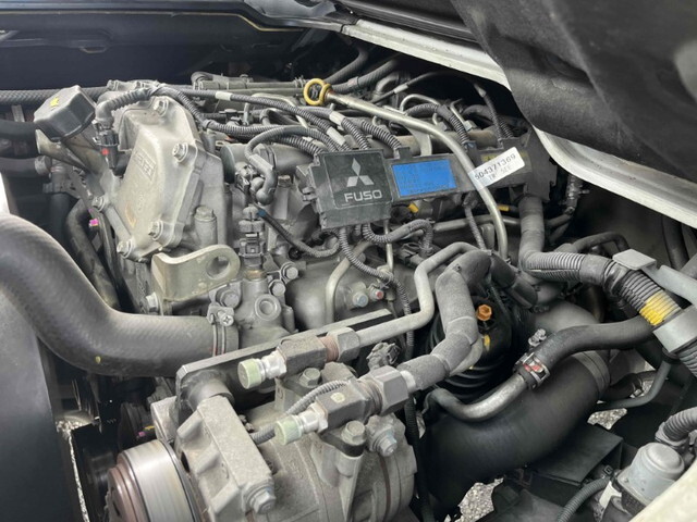 三菱ふそうキャンター冷凍車（冷蔵車）小型（2t・3t）[写真24]