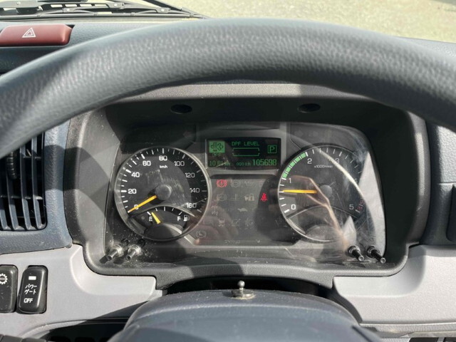 三菱ふそうキャンター冷凍車（冷蔵車）小型（2t・3t）[写真30]