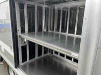 いすゞエルフボトルバン小型（2t・3t）[写真11]