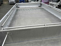 いすゞエルフボトルバン小型（2t・3t）[写真15]