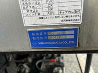 いすゞエルフボトルバン小型（2t・3t）[写真26]