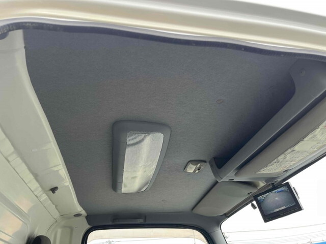 いすゞエルフボトルバン小型（2t・3t）[写真36]