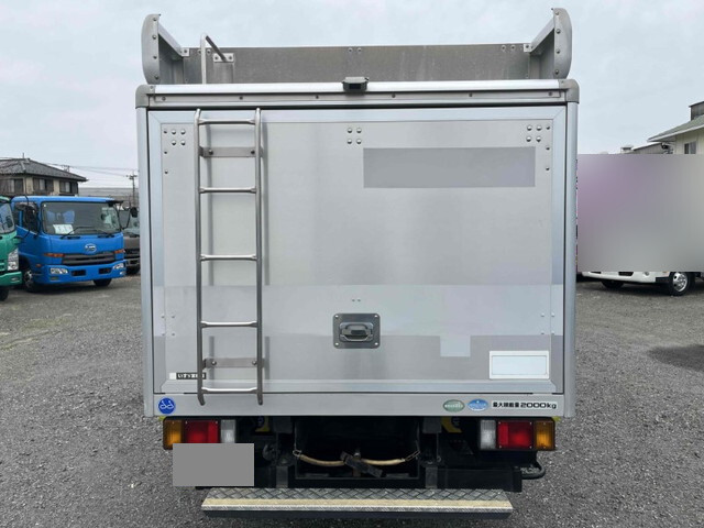 いすゞエルフボトルバン小型（2t・3t）[写真07]