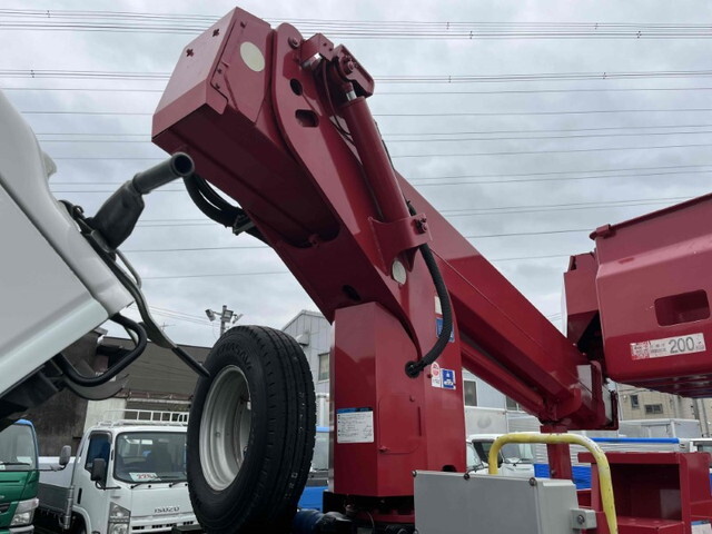 いすゞエルフ高所作業車小型（2t・3t）[写真22]