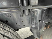 いすゞエルフ高所作業車小型（2t・3t）[写真30]