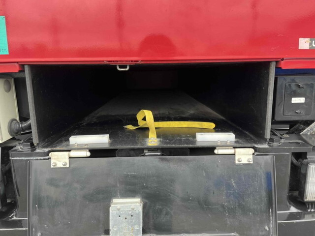 いすゞエルフ高所作業車小型（2t・3t）[写真30]