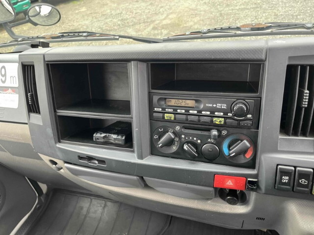 いすゞエルフ高所作業車小型（2t・3t）[写真33]