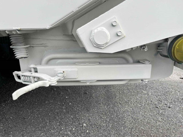 日野デュトロパッカー車（塵芥車）小型（2t・3t）[写真25]