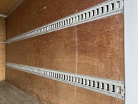 いすゞエルフアルミバン小型（2t・3t）[写真14]