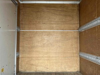 いすゞエルフアルミバン小型（2t・3t）[写真16]