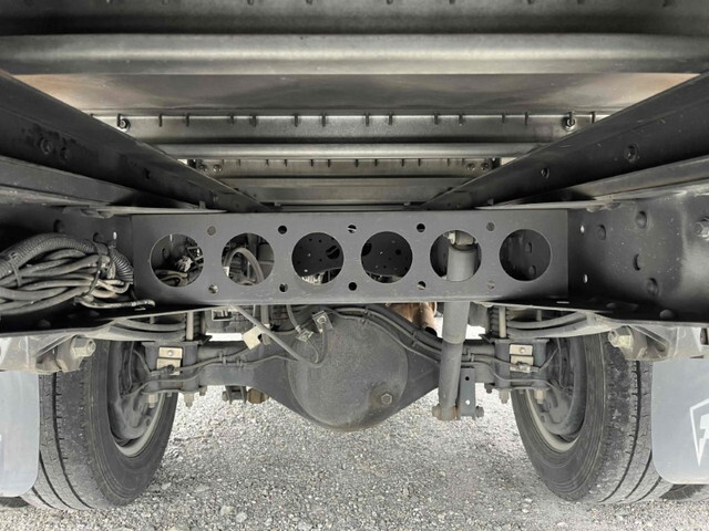 いすゞエルフアルミバン小型（2t・3t）[写真20]