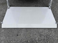 いすゞエルフアルミバン小型（2t・3t）[写真22]