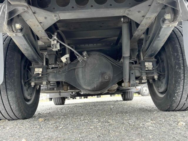 いすゞエルフアルミバン小型（2t・3t）[写真29]