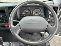 いすゞエルフアルミバン小型（2t・3t）[写真33]