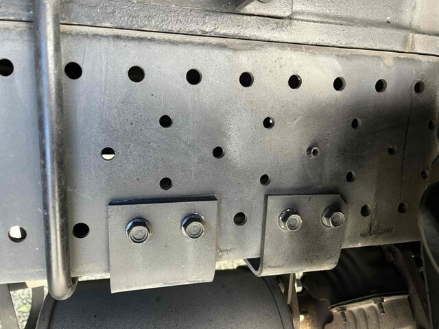 いすゞエルフアルミバン小型（2t・3t）[写真39]