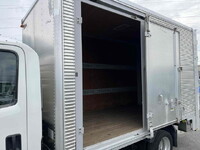 いすゞエルフアルミバン小型（2t・3t）[写真10]