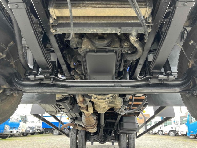 いすゞフォワードセルフクレーン4段中型（4t）[写真26]