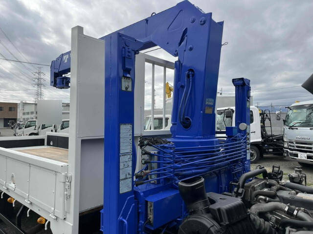 いすゞフォワードセルフクレーン4段中型（4t）[写真30]