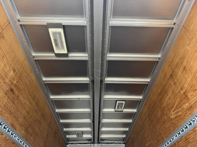 日野レンジャーアルミウイング中型（4t）[写真10]