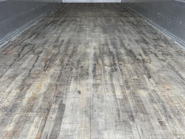 日野レンジャーアルミウイング中型（4t）[写真11]