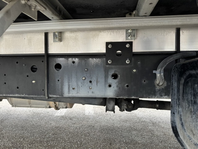 日野レンジャーアルミウイング中型（4t）[写真30]