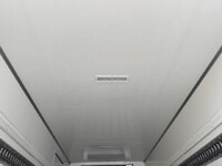 いすゞエルフ冷凍車（冷蔵車）小型（2t・3t）[写真23]