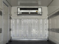 いすゞエルフ冷凍車（冷蔵車）小型（2t・3t）[写真25]