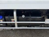 いすゞエルフ冷凍車（冷蔵車）小型（2t・3t）[写真30]