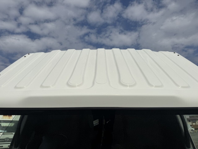 いすゞエルフ冷凍車（冷蔵車）小型（2t・3t）[写真37]